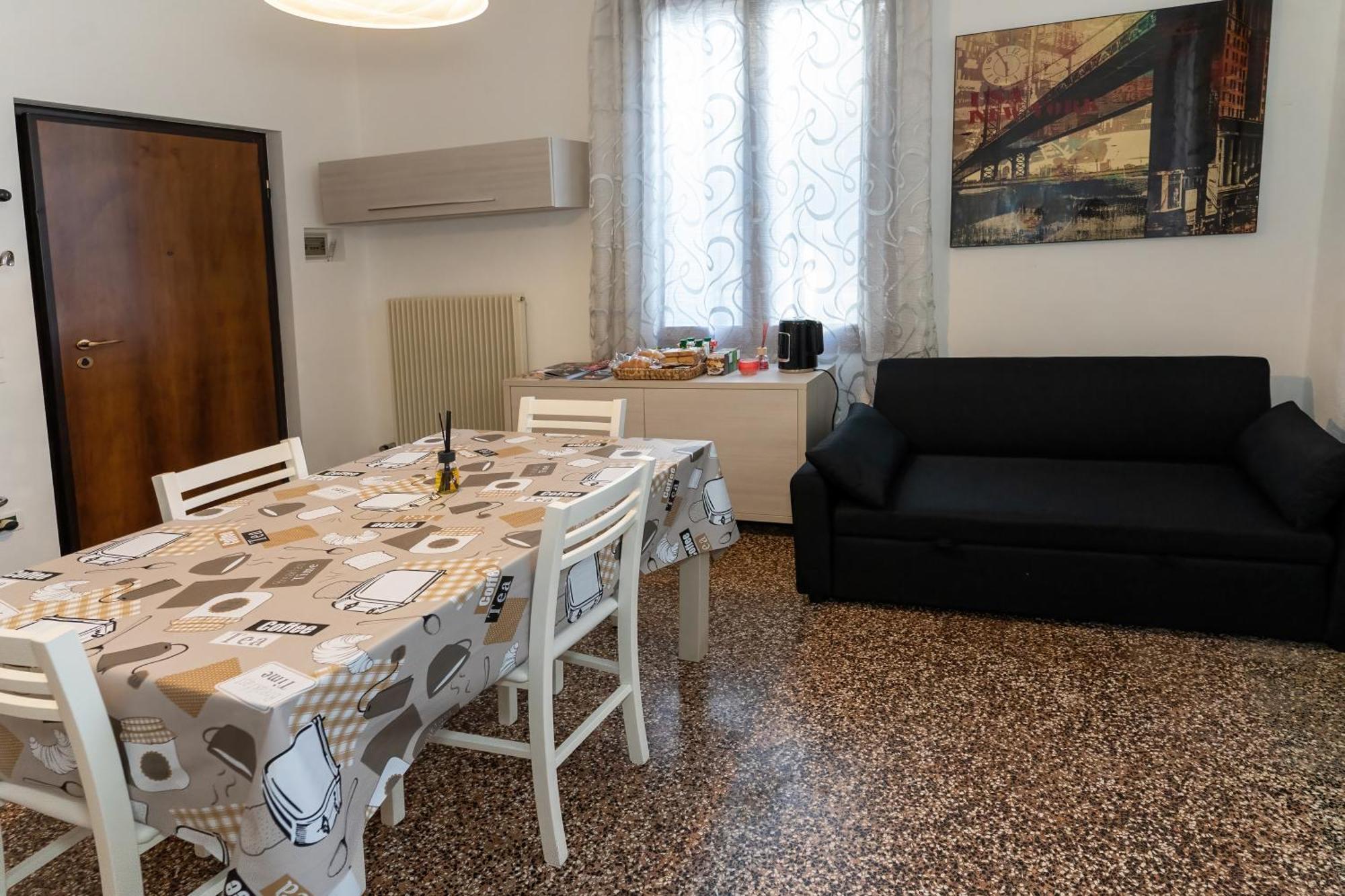 Civico 18 Bed & Breakfast Bassano del Grappa Ngoại thất bức ảnh