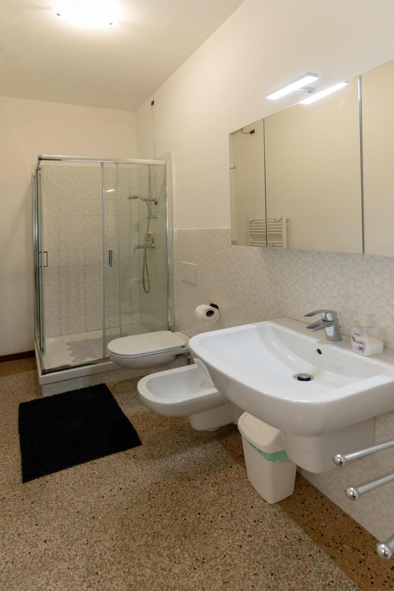 Civico 18 Bed & Breakfast Bassano del Grappa Phòng bức ảnh